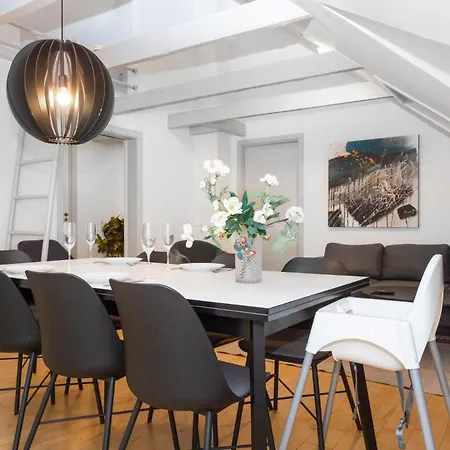 In An Oasis Of Life, Comfort & Style Apartment Aarhus